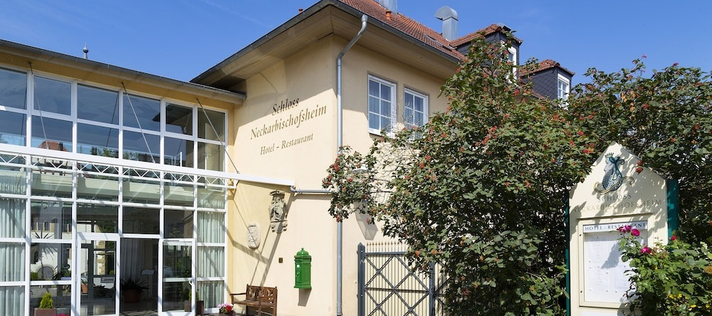 Schlosshotel Neckarbischofsheim, 内卡比绍夫斯海姆 — 照片 1