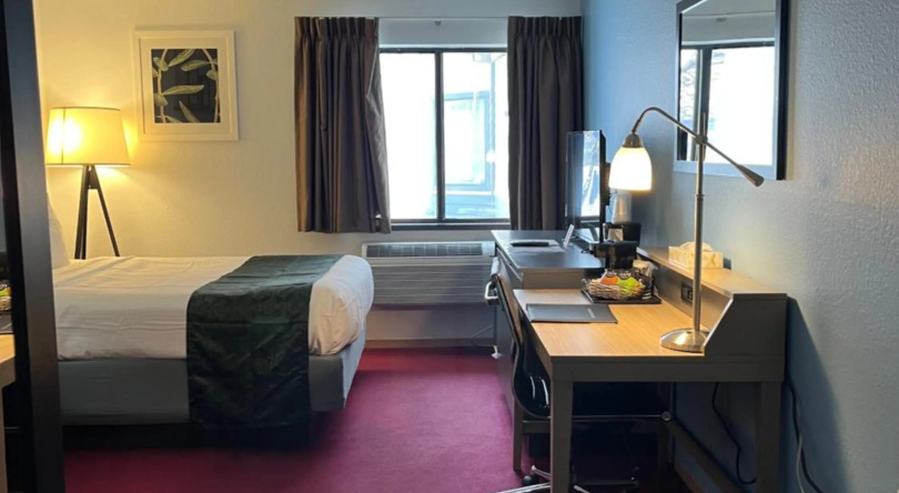 Pictured Rocks Inn & Suites, 缪尼辛 — 照片 1