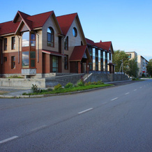 Arktur Hotel, 伊尔比特 — 照片 2