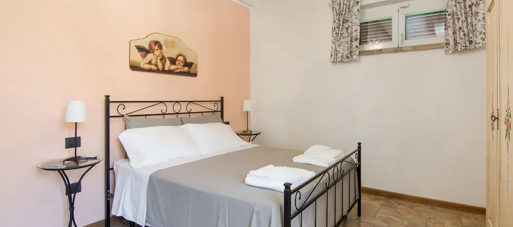 Villa in Ostra Vetere With Pool and Jacuzzis, 奥斯特拉韦泰雷 — 照片 1
