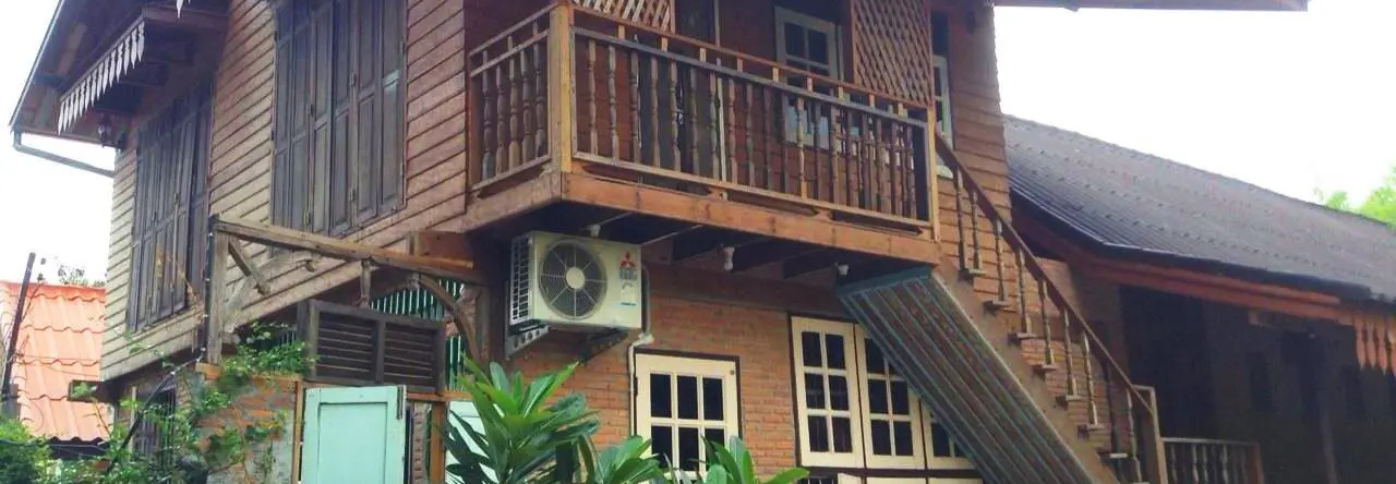 Baan Esan Country House, 沙功那空 — 照片 1