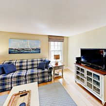 New Listing! Remodeled - Walk To Long Pond 4 Bedroom Home, 哈里奇 — 照片 2