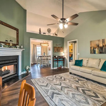 Suburban Getaway w/ Game Room, 19 Mi to Nashville!, 朱丽叶山 — 照片 3