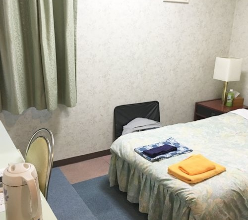 Tatsumi Kanyo Hotel, 日高 — 照片 1