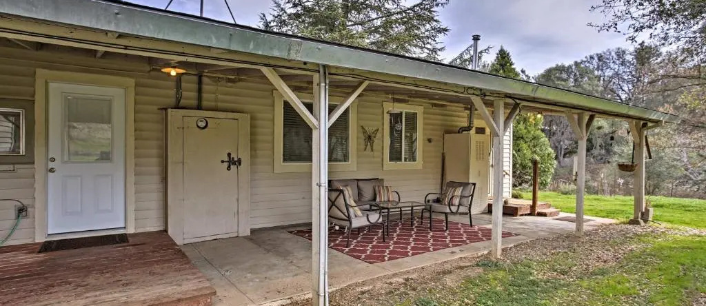 Cozy Home w/ Patio Near Yosemite National Park!, 马里波萨 — 照片 1