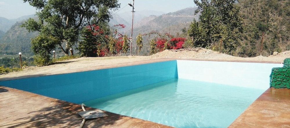 V Resorts Green Ganga Camp, Сирасу — фото 1