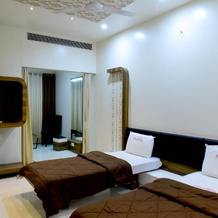 Hotel Pushpak Satara, 萨塔拉 — 照片 3