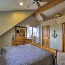 Spacious Buckeye Lake Home W/ Hot Tub & Fire Pit!, Бакай-Лейк — фото 3