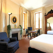 Hotel Château Des Alpilles, Saint-Remy-de-Provence — photo 4