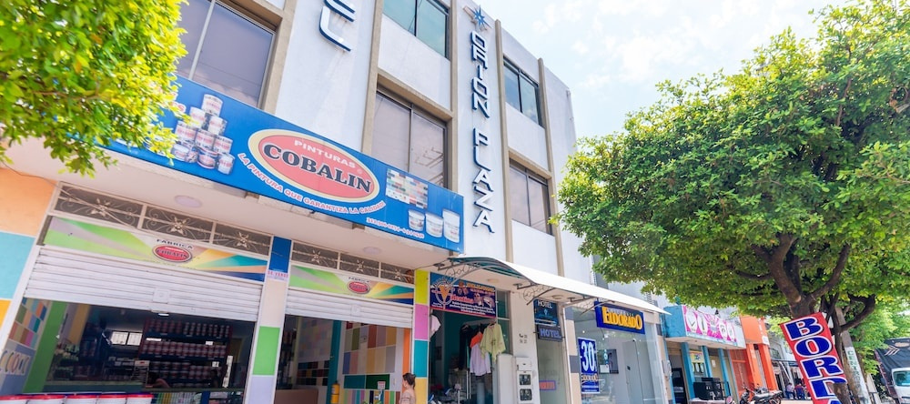 Hotel Orion Plaza, 约帕尔 — 照片 1