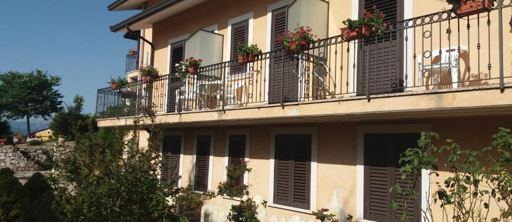 Hotel La Loggia, 卡斯特尔迪桑格罗 — 照片 1