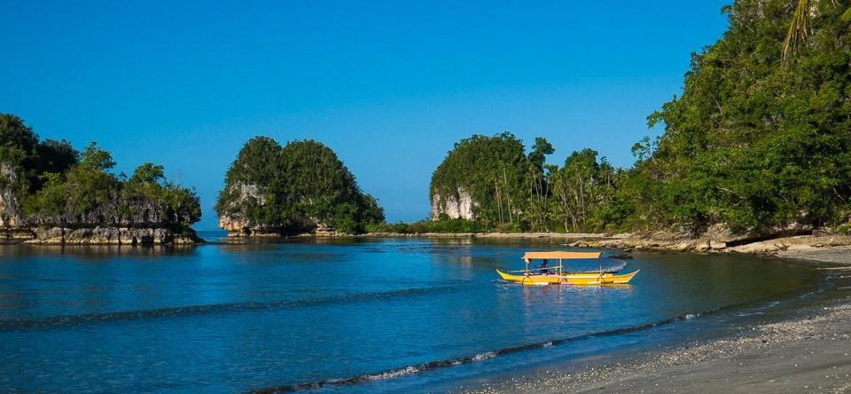 Caluwayan Palm Island Resort and Restaurant, 马拉布特 — 照片 1