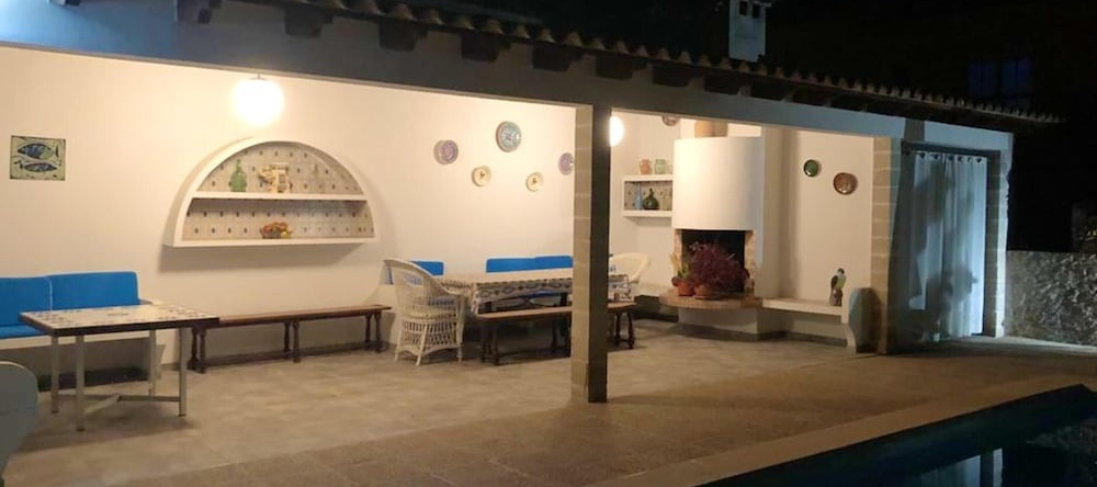 Apartment With 3 Bedrooms in Font de Sa Cala, With Shared Pool, Terrace and Wifi - 4 km From the Beach, 卡普德佩拉 — 照片 1