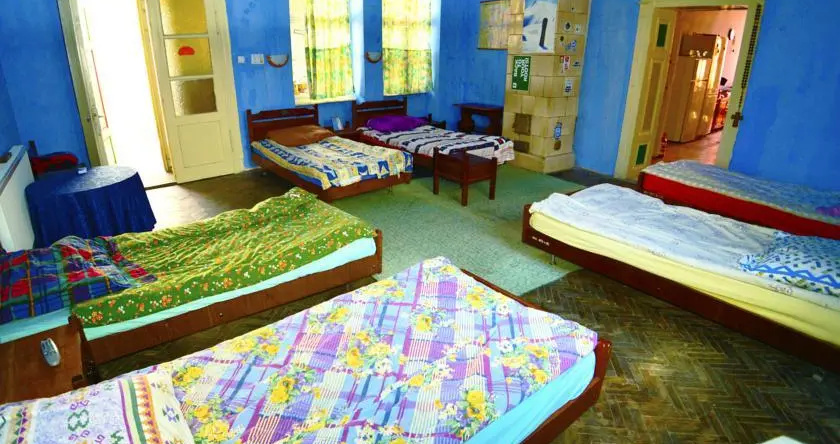 Undeva Ceva Hostel, Дева — фото 1