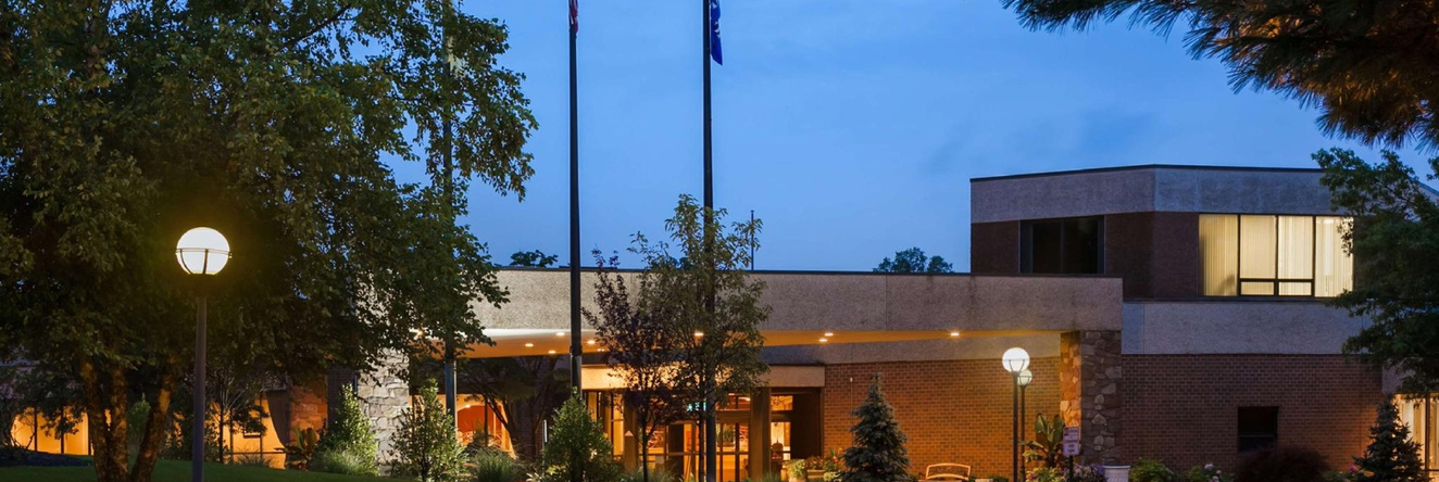 Hilton Woodcliff Lake, Вудклиф-Лейк — фото 1