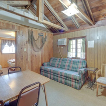 Stone Lake Cabin W/ Private Deck & Fire Pit!, Стон Лейк — фото 2