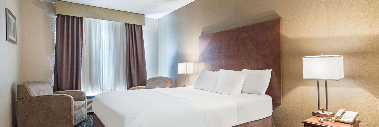 MainStay Suites Decatur River City, 迪凯特 — 照片 1