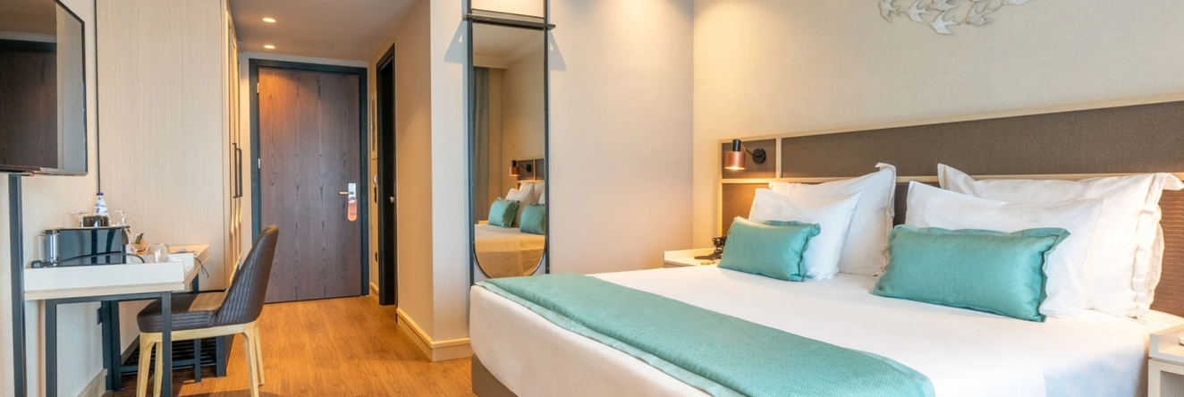 Pefkaki Boutique Hotel Loutraki, Лутраки — фото 1