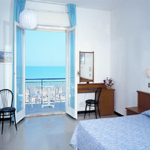 Grand Hotel Excelsior, 塞尼加利亚 — 照片 3