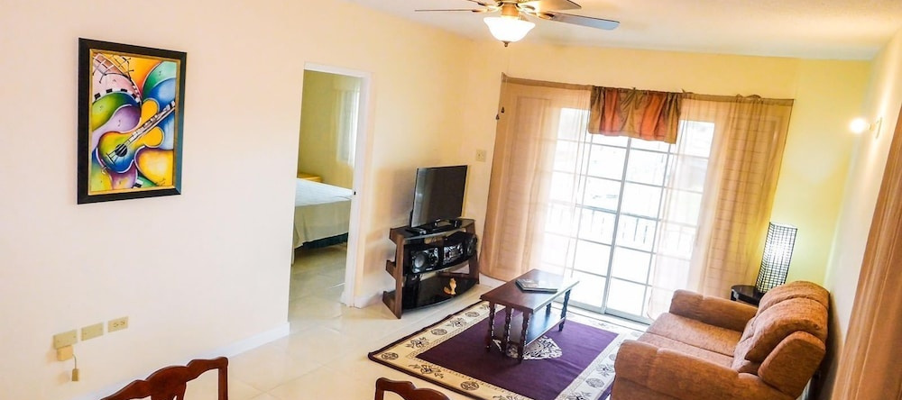 Kingston Guest Apt at Plantation Springs, Kingston — photo 1