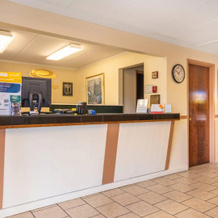 Econo Lodge Inn & Suites Windsor Locks Bradley Airport, Виндзор Локс — фото 2