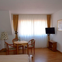 Hotel Weinhaus Feiden - Alte Bürgermeisterei, 埃迪格-埃勒 — 照片 5