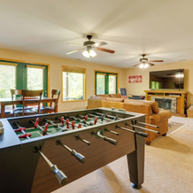 Beautiful Smoky Mountain Chalet With Game Room!, Мерфи — фото 4
