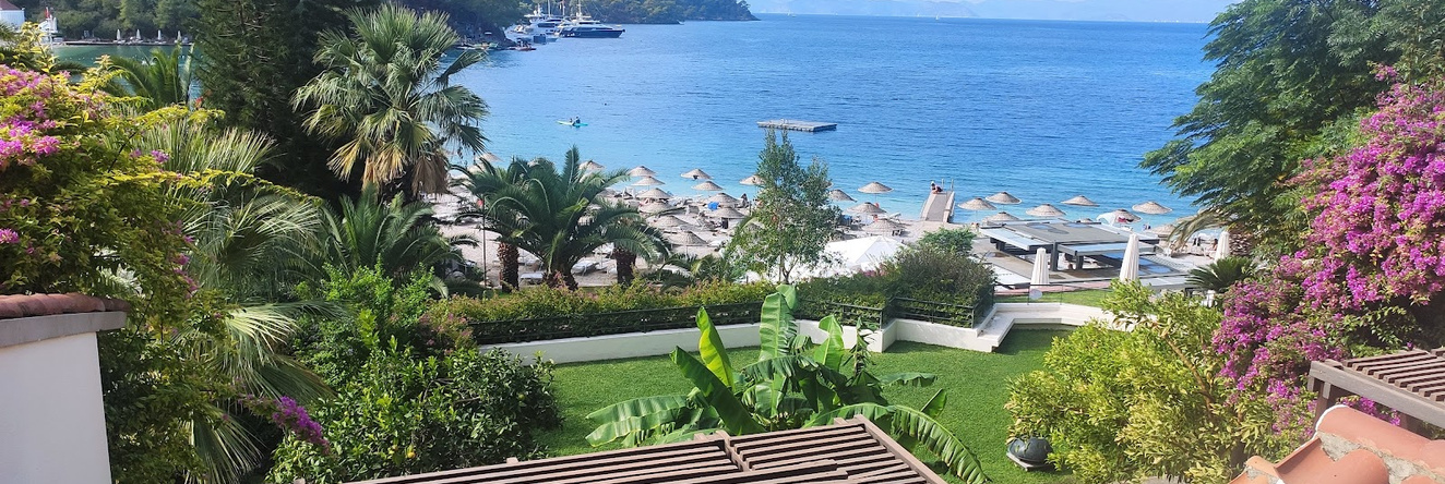 Hillside Beach Club, 费特希耶 — 照片 1