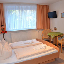 Hotel Vierenstraße, 诺伊多夫 — 照片 3