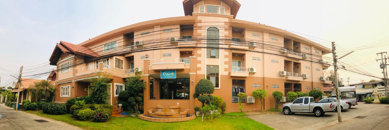 Areena Resort and Hotel Uttaradit, 程逸 — 照片 1