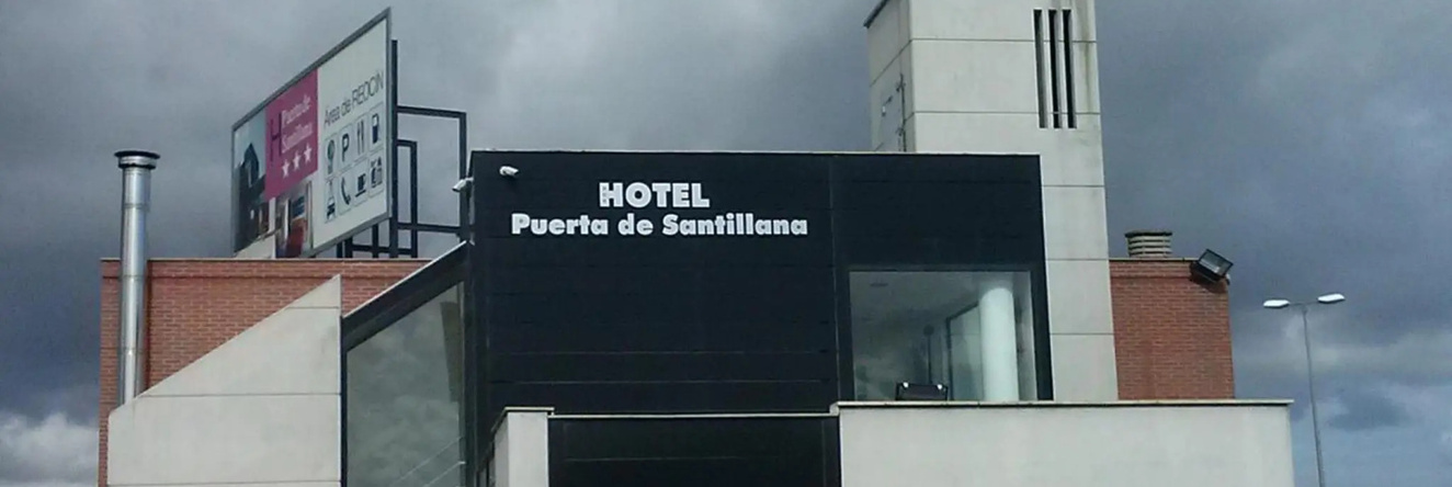 Hotel Puerta De Santillana, Reocin — photo 1