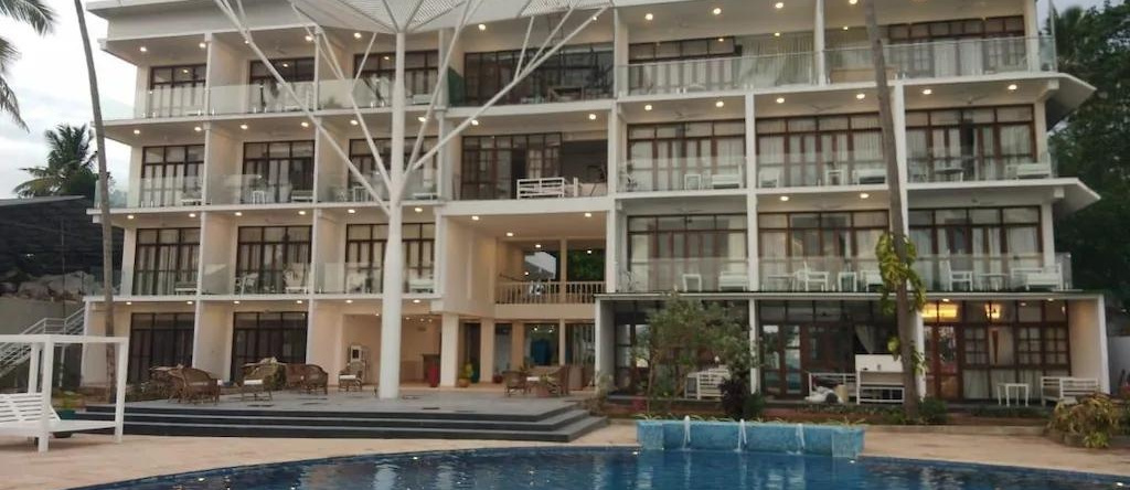 Elixir Cliff Beach Resort and Spa, 瓦尔卡拉 — 照片 1