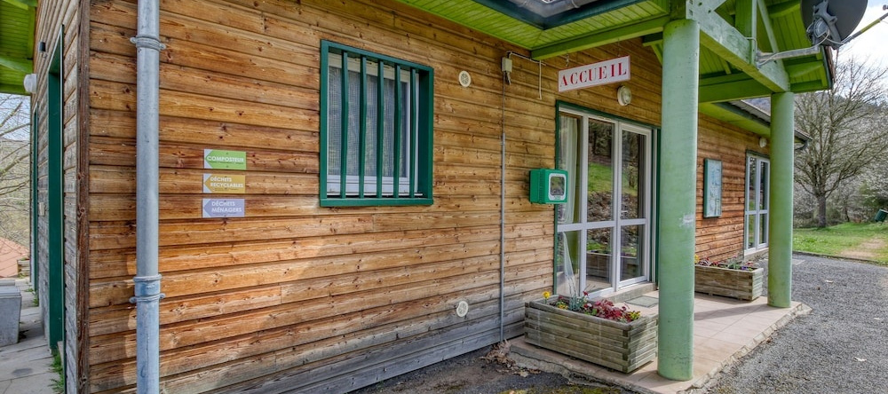 Vacancéole - Les Chalets de la Chazotte, Saint-Jacques-d'Ambur — photo 1