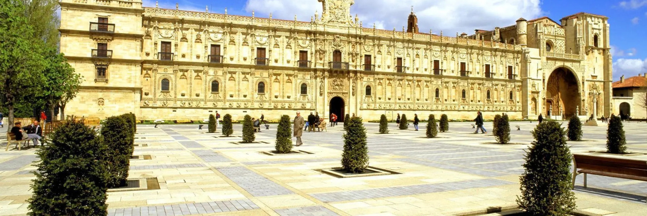 Parador de León, Leon — photo 1