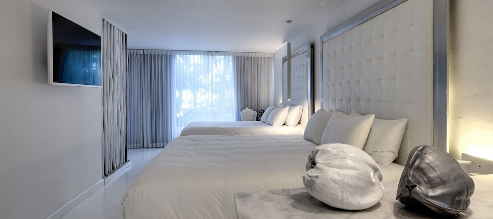 Gigi Brown Suites Puerto Viejo, 卡维塔 — 照片 1