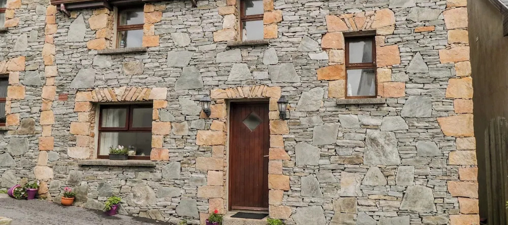 King Cottage, Cleggan — photo 1