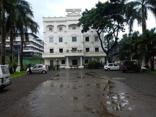 Hotel Narendra Central, Куруппантара — фото 1