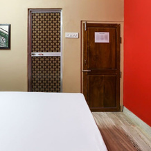 Spot On 38541 Nirmalyas Maharaja, Brahmapur — photo 5
