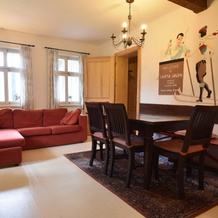 Holiday home located in a quiet, authentic mountain village with a view of the surrounding hills., 兹拉塔奥莱什尼采 — 照片 3