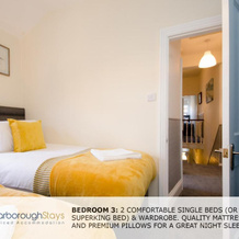 Beautiful Victorian Townhouse Great location close to THE BEACH and Peasholm Park with FREE PARKING SLEEPS 9, Scarborough — photo 3