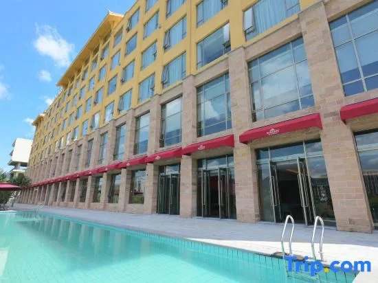 Wingate By Wyndham Libo Center, Цяньнань — фото 1