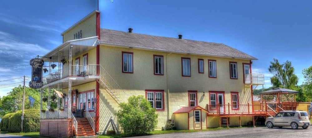 Gîte Grand-Père Nicole, Валь-Брийан — фото 1
