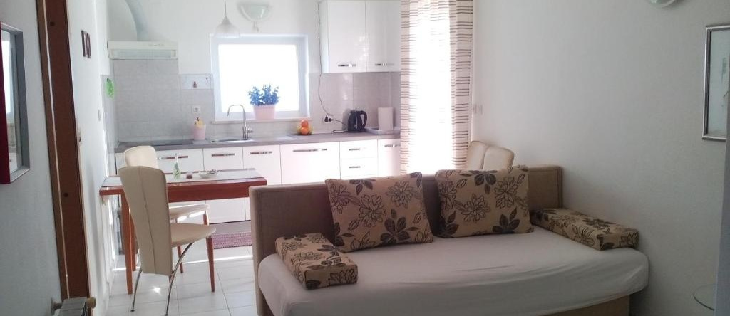 Apartments Marja, 尼日尼 — 照片 1