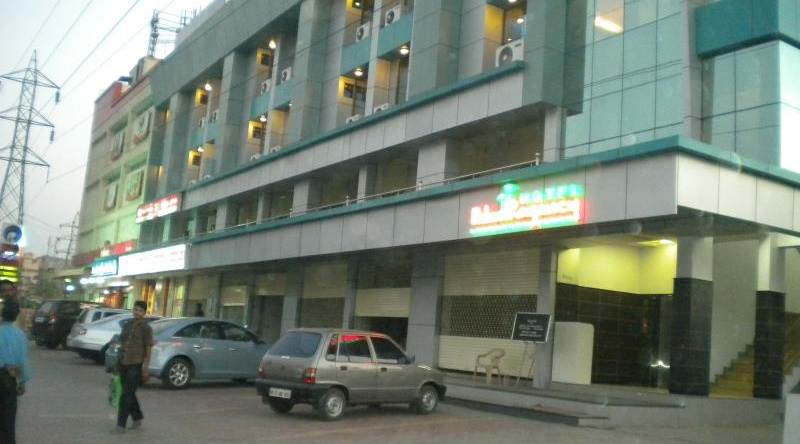 Budget Inn Palm Regency, Вапи — фото 1