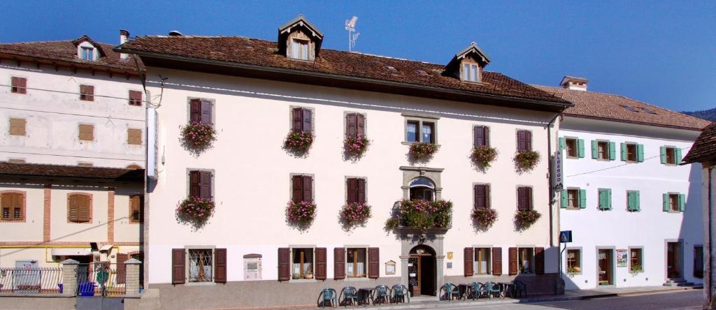 Albergo Alle Alpi, 科梅利扬 — 照片 1
