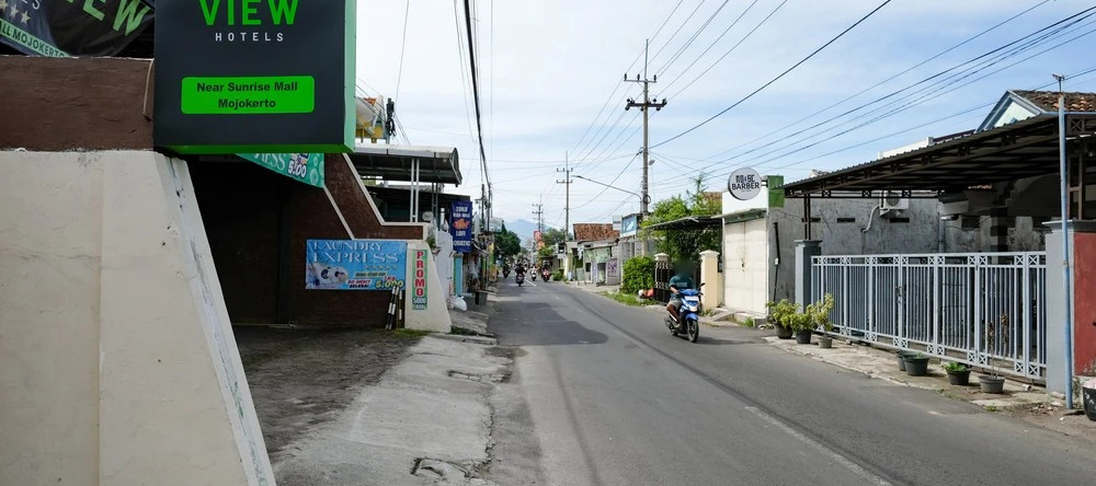 Urbanview near Sunrise Mall Mojokerto, Mojokerto — photo 1
