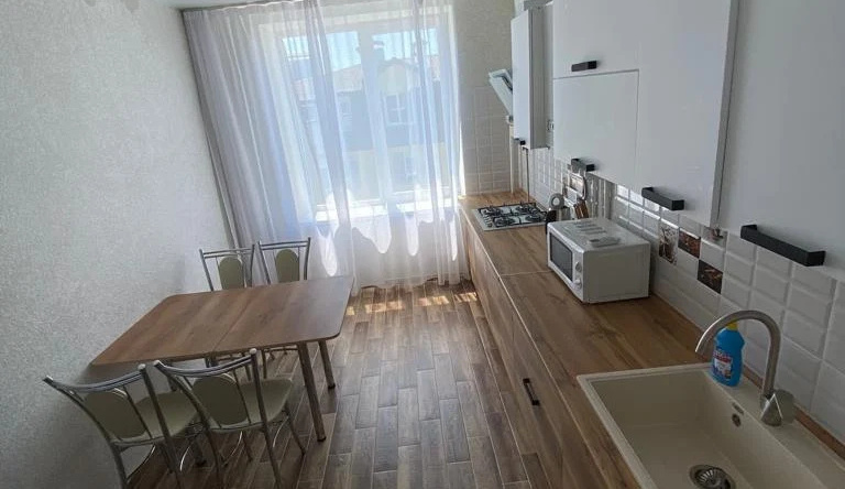 Flat 71a Na Sovetskoy 1a, Primorskiy — photo 1