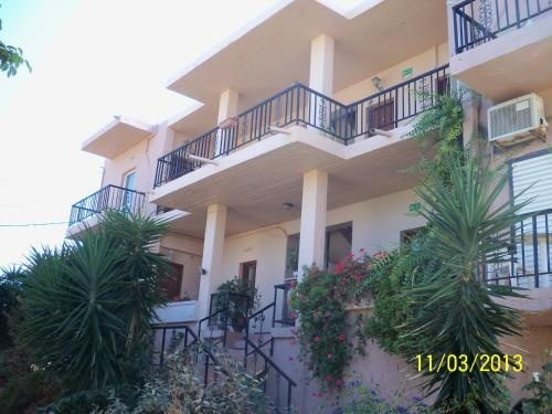 Nikolas Apartments, Агии Апостоли — фото 1
