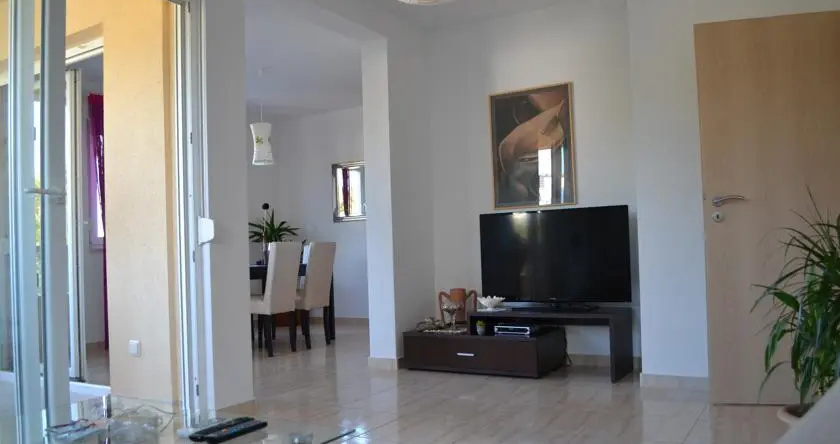Apartment Neda, Округ-Горнджи — фото 1
