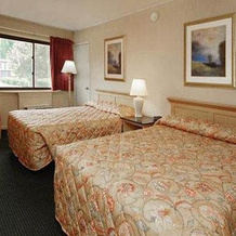 Poughkeepsie Inn, Покипси — фото 2
